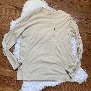 Patagonia long sleeve shirt with chest pocket and thumbholes size M beige
